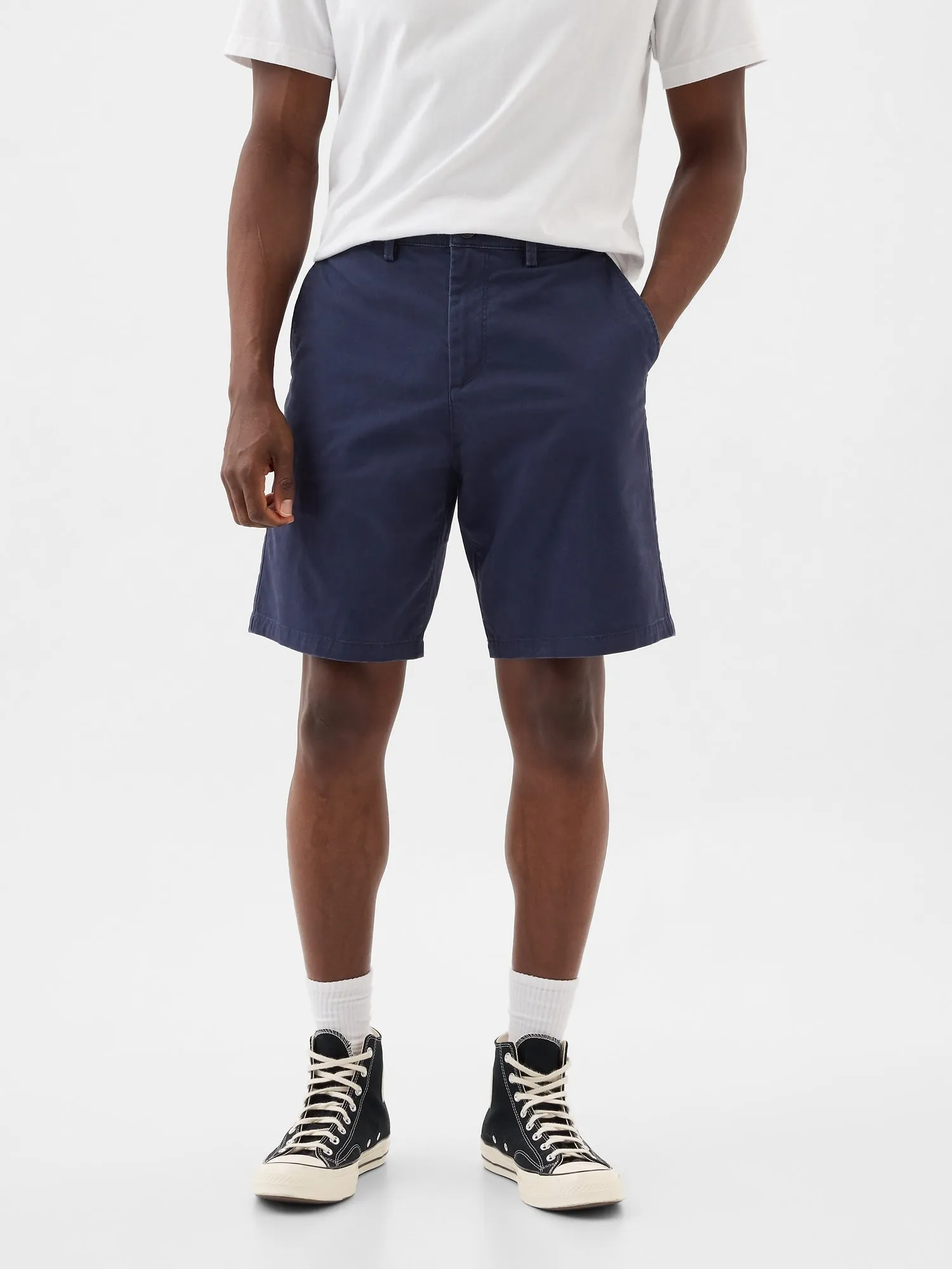 9" Essential Khaki Shorts with Washwell