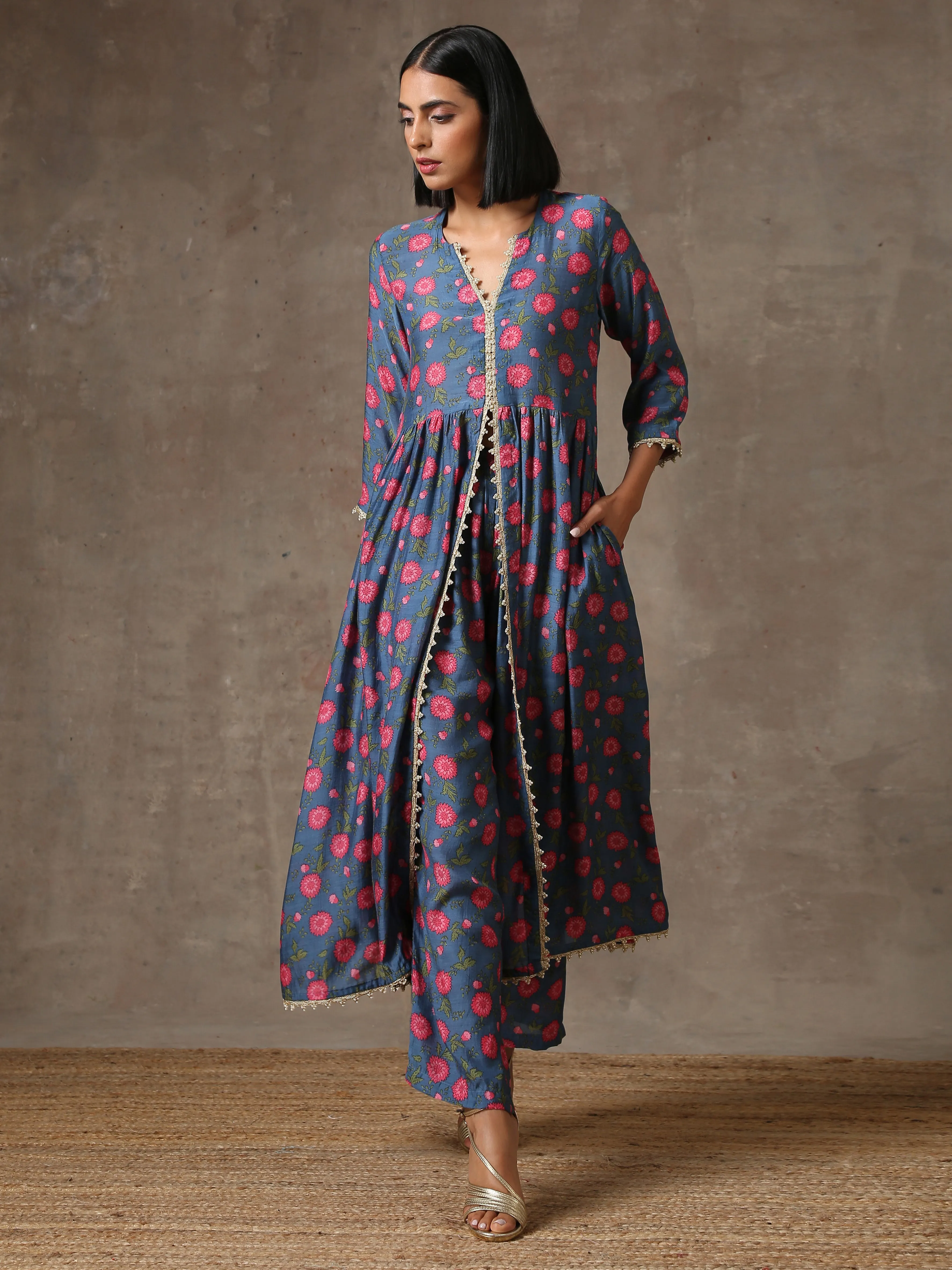 Blue Pink Printed Silk Kurta Pant Set | Relove