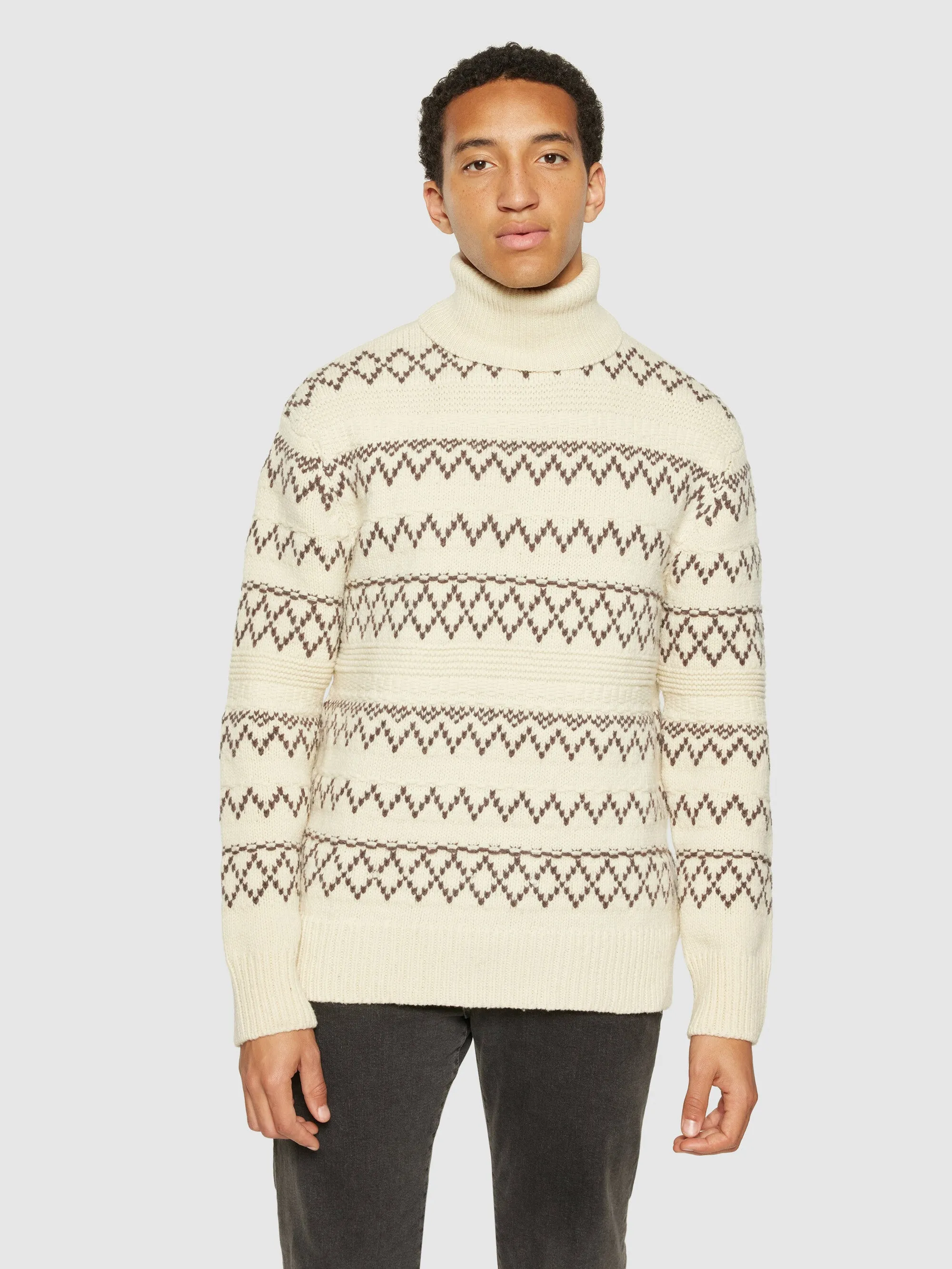 Knitted pattern roll neck - RWS - Beige stripe