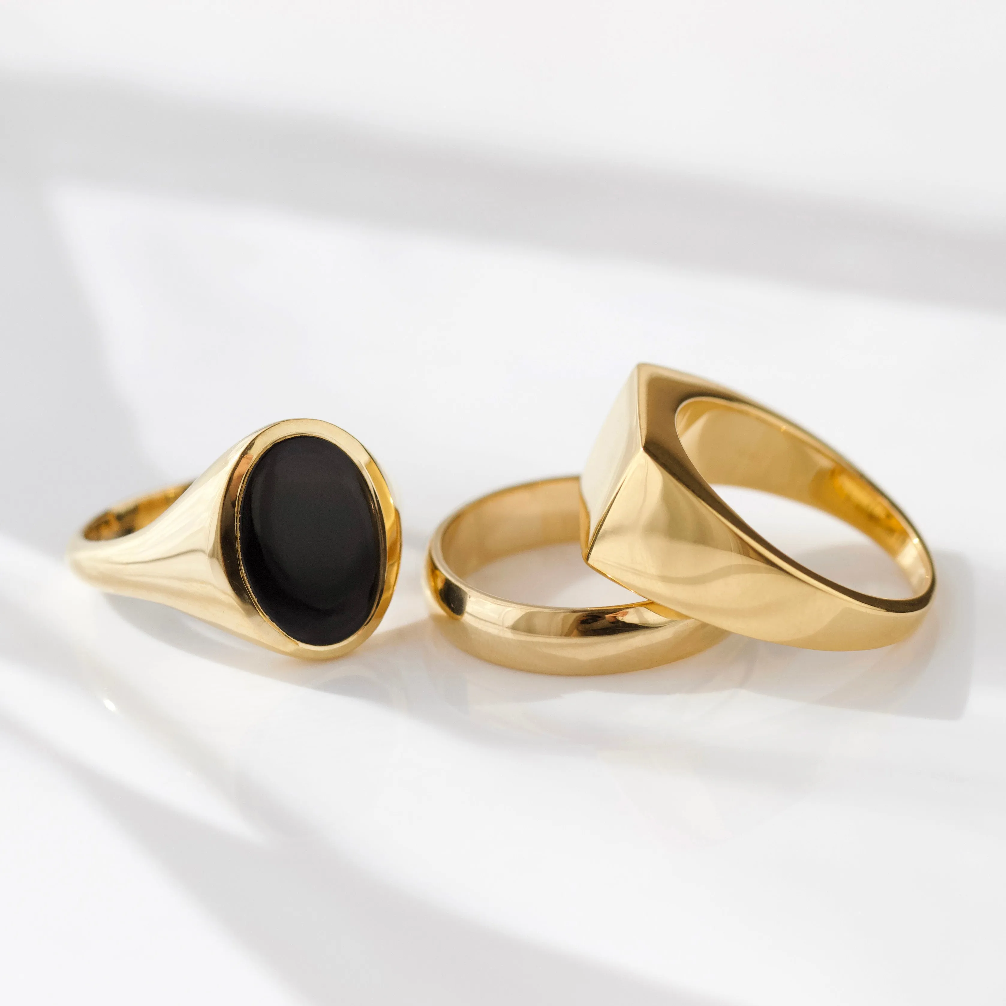 Mens Onyx Oval Signet Ring